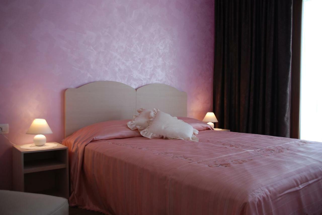 Rooms Edda ซาวูดริยา ภายนอก รูปภาพ